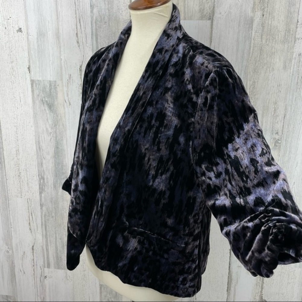 Express Women’s Black Purple Animal Print Cush Velvet Velour Open Front Jacket
